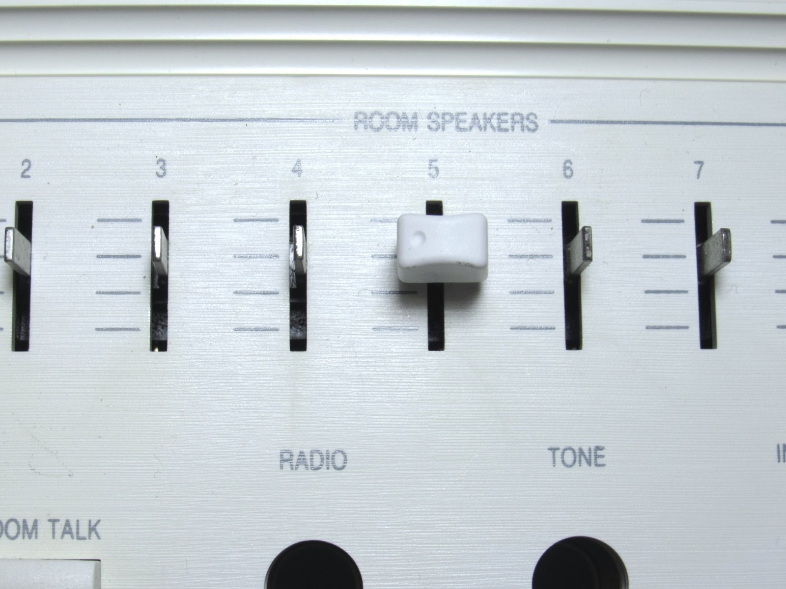 Slide Switch Protector MC350A White M&S Glamour Caps