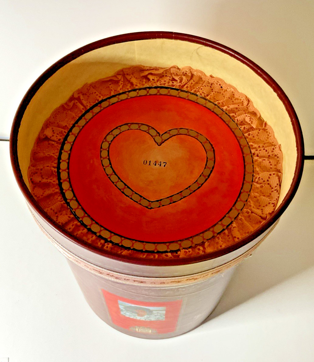 Sandra Kuck Heartstrings- Box / Container Only for "Hush, It's Sleepy Time"