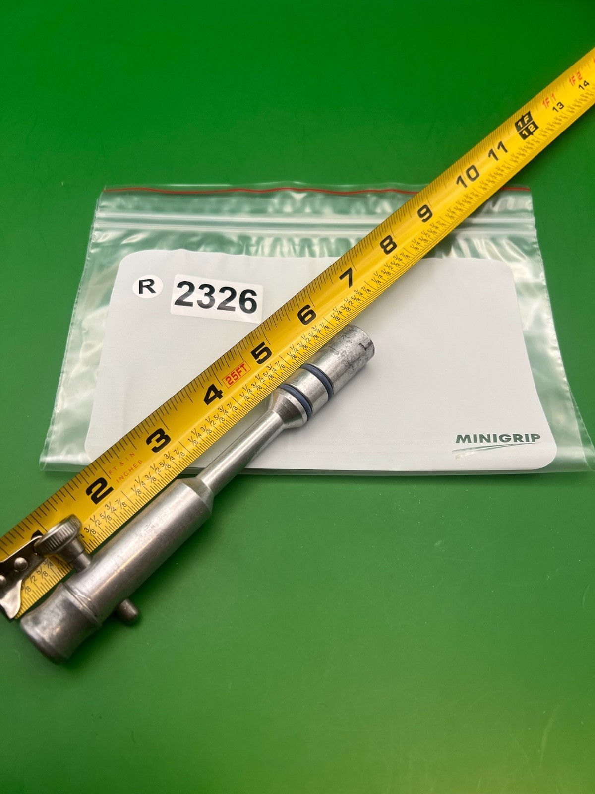 Autococker Bolt