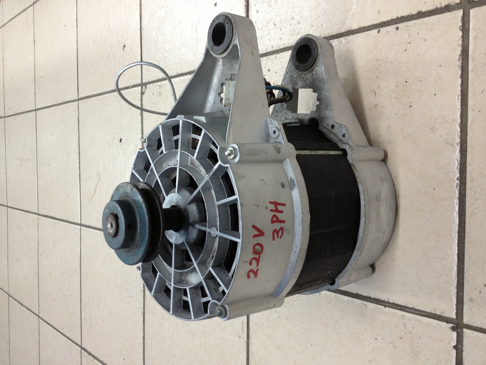 Used Wascomat W124 Main Motor 220V 3PH (Brand New Bearing)  ~~Free Shipping~~