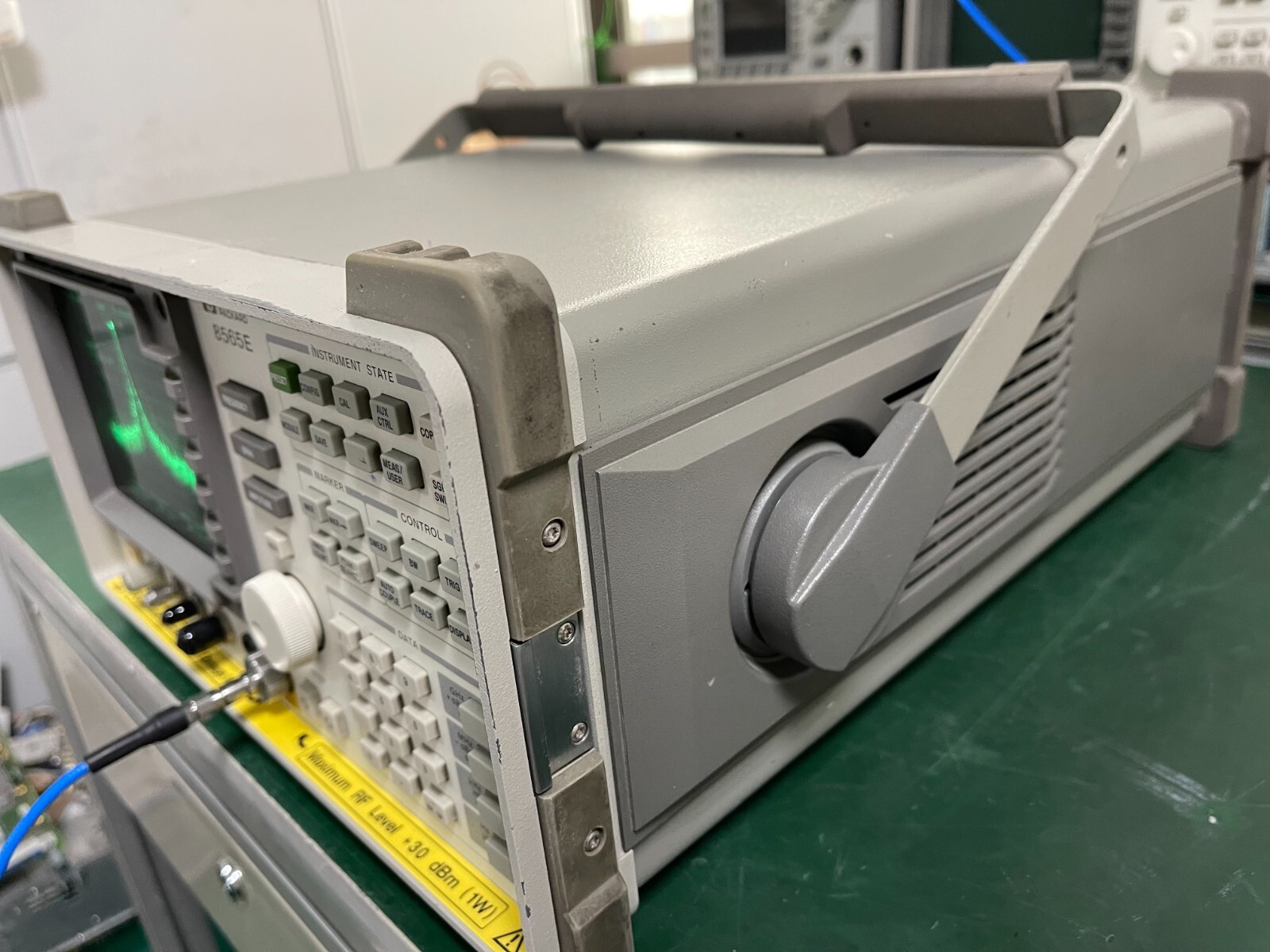 Agilent Keysight 8565E 9KHz - 50GHz Spectrum Analyzer w/ 85620A module_1299
