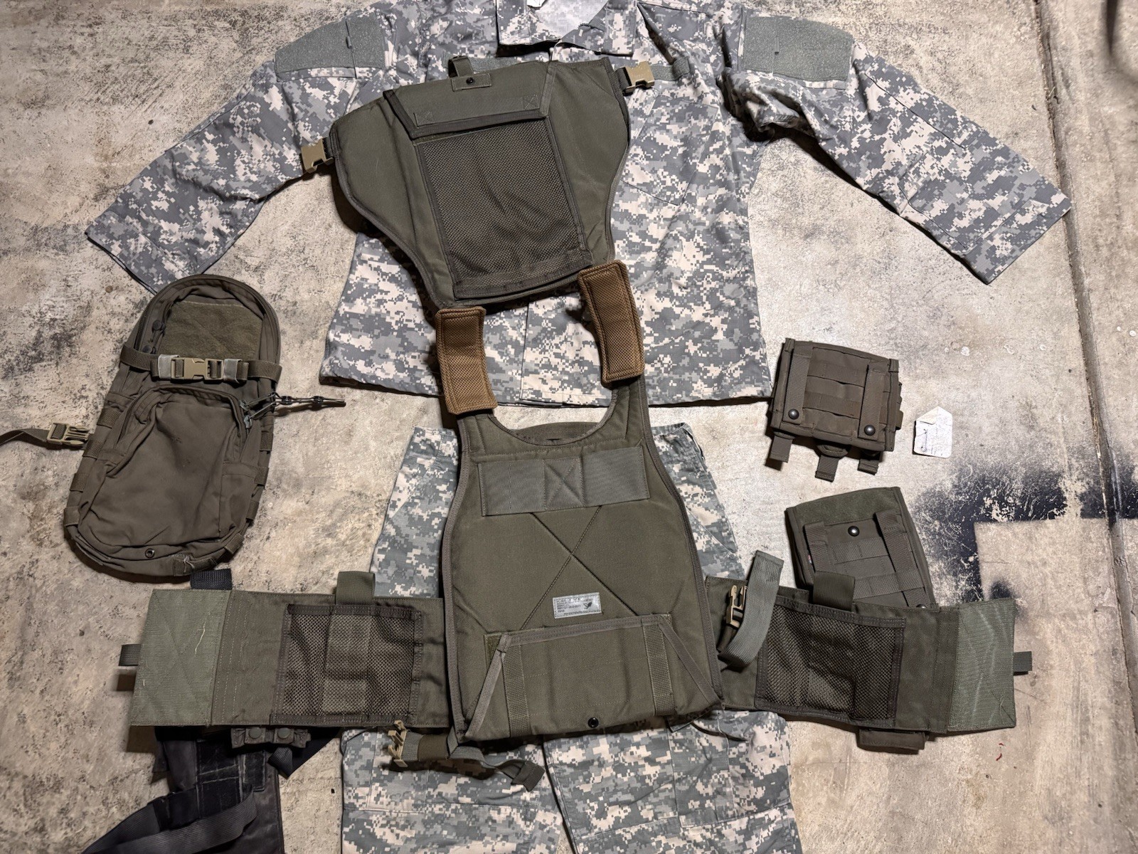 Eagle Industries MBAV Plate Carrier Green L/XL DELTA CAG SOF SURPLUS Loadout MAP