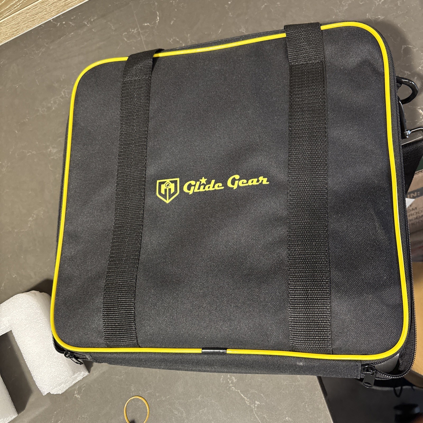 Glide Gear TMP100 Tablet/Smartphone Teleprompter – With case and all accessories