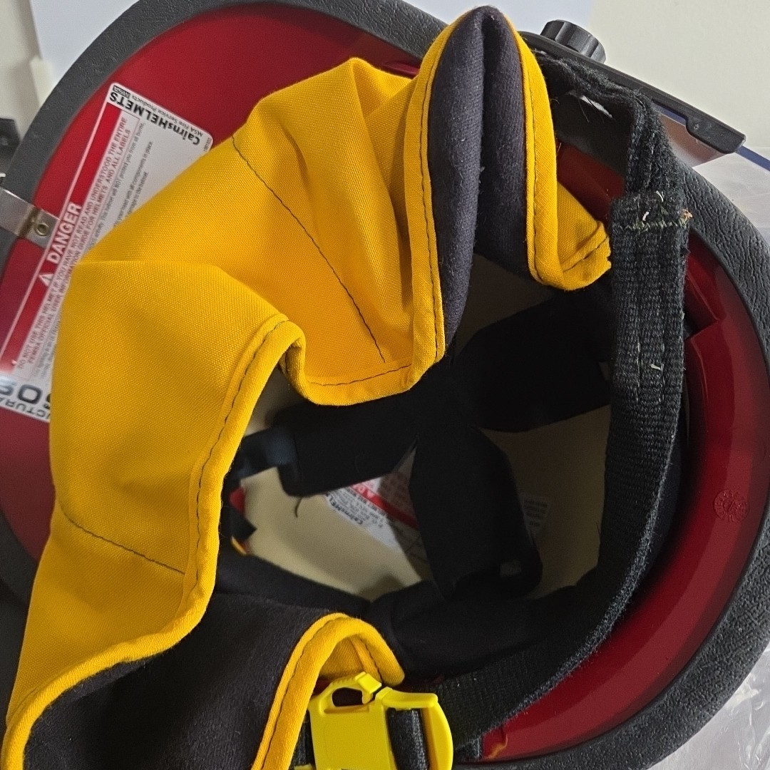 MSA Cairns 360S Fire Helmet Structural Thermoplastic NOS