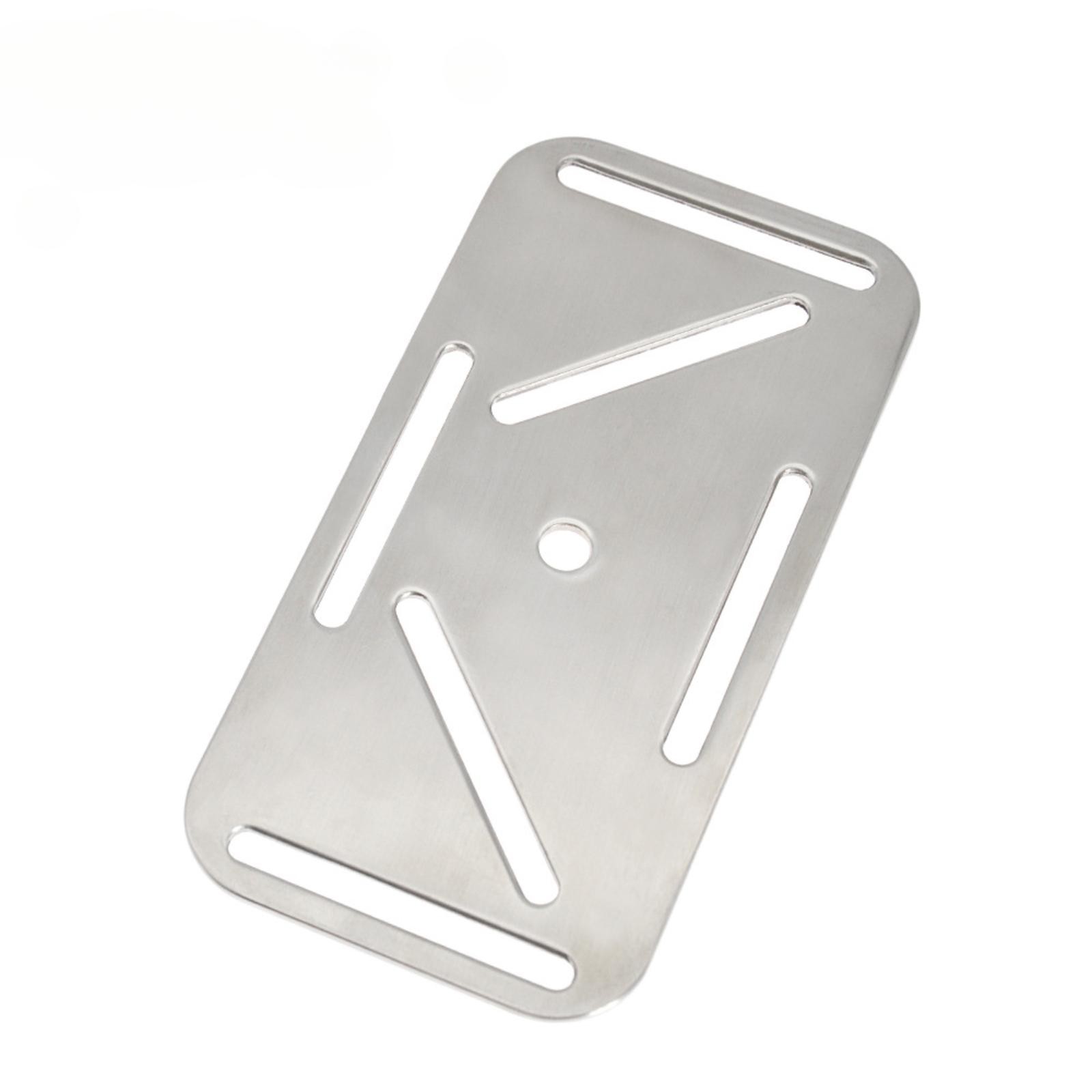 Durable diving mounting plate with elongated holes, stable for divers