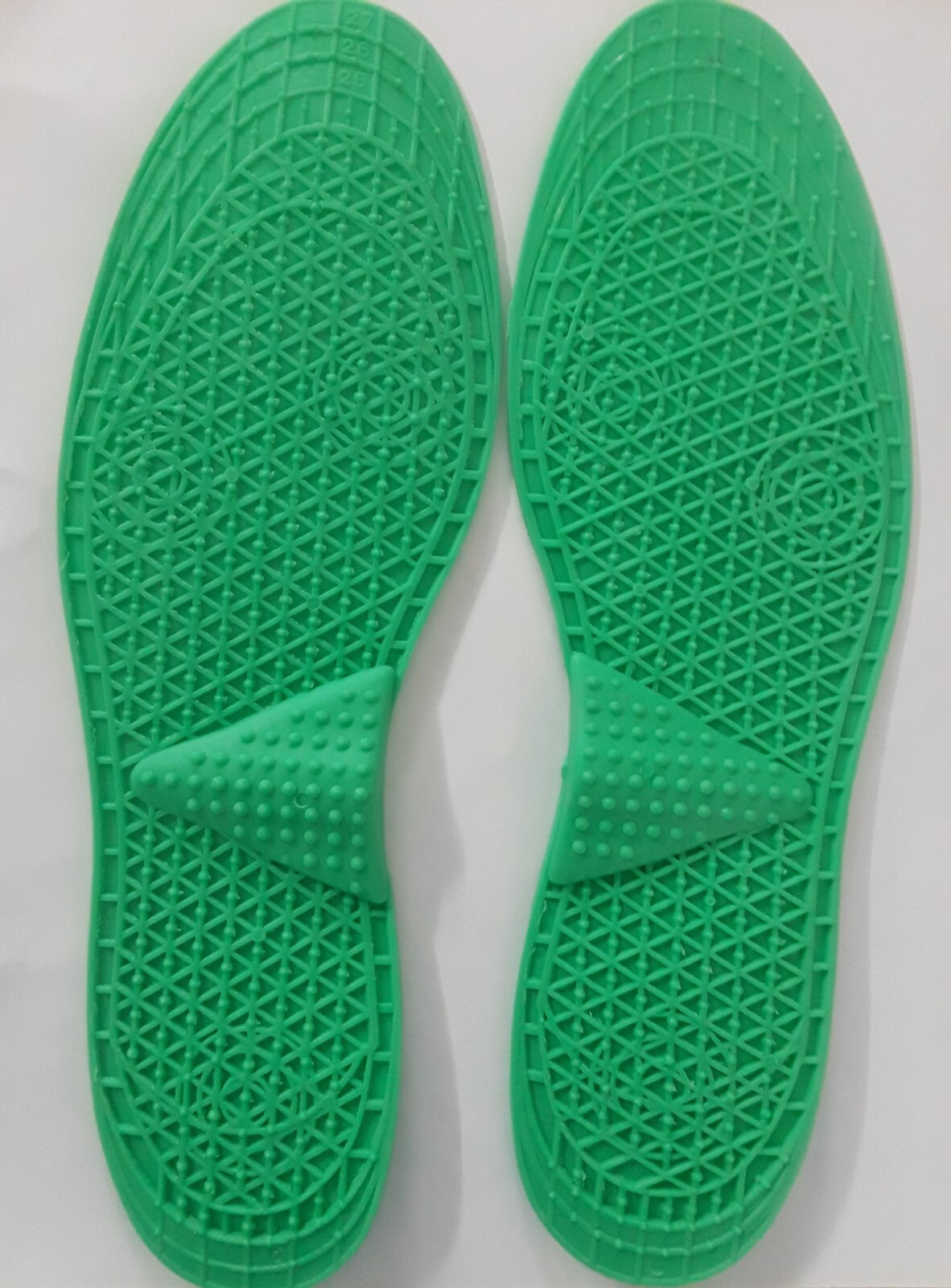 Hi Up Kimi Insoles - Massage Therapy and Physiological Height Increase