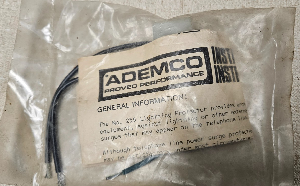 NEW - Ademco Lightning Protector No. 255 Telephone