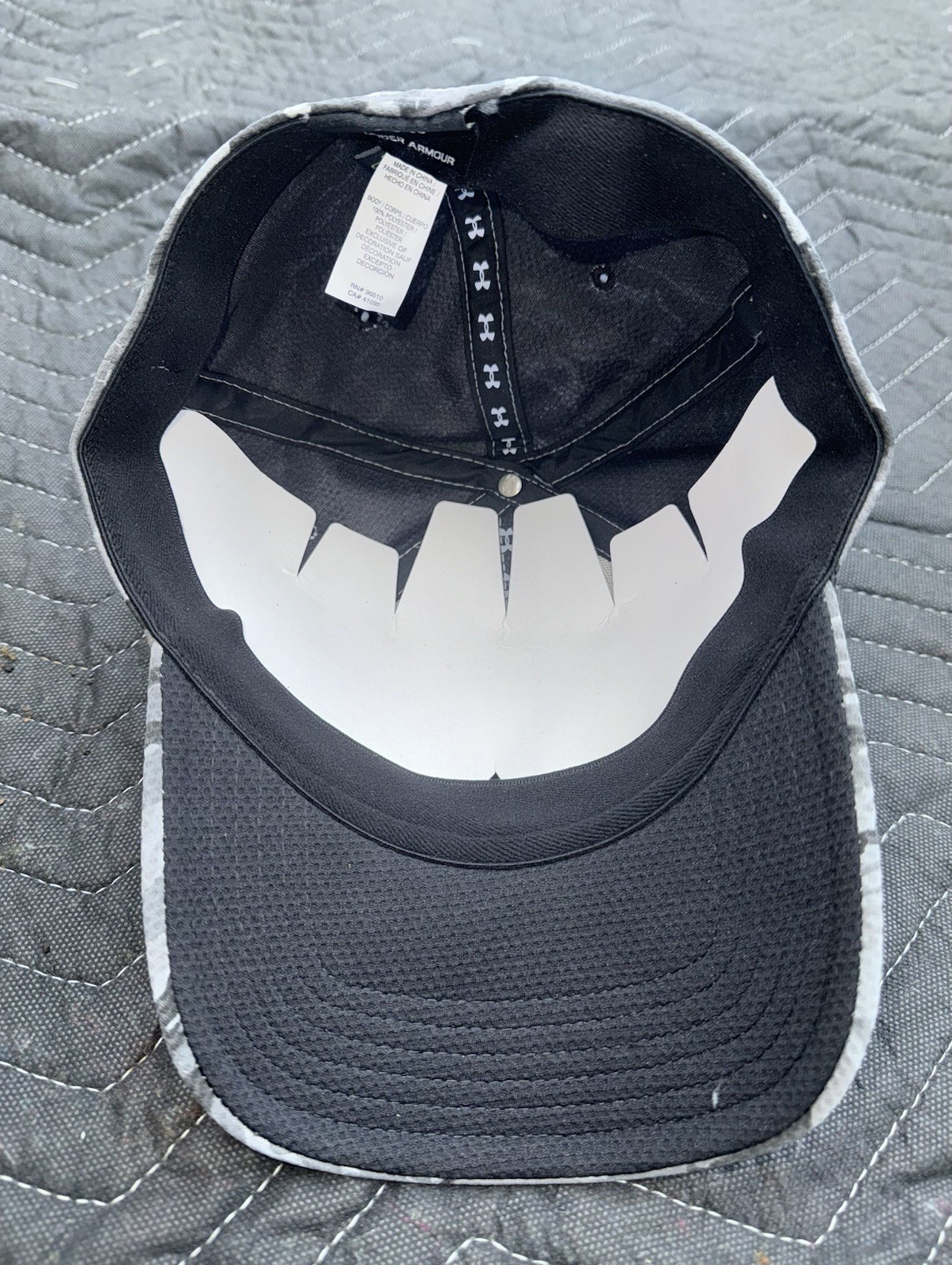 UNDER ARMOUR Camo Men's Stretch Cap HeatGear - BRAND NEW w/tags (MD/L) Great Fit