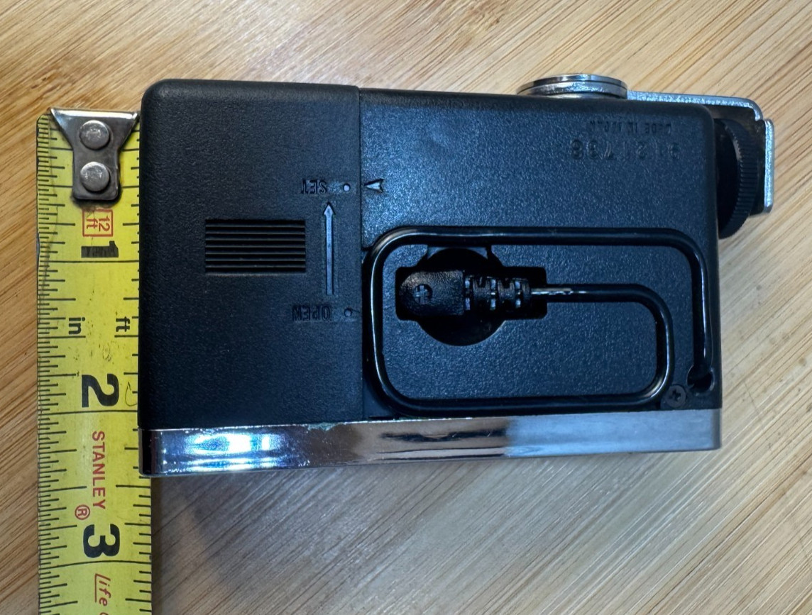 Minipor Vintage Camera Flash Unit Hot Shoe Mount Untested