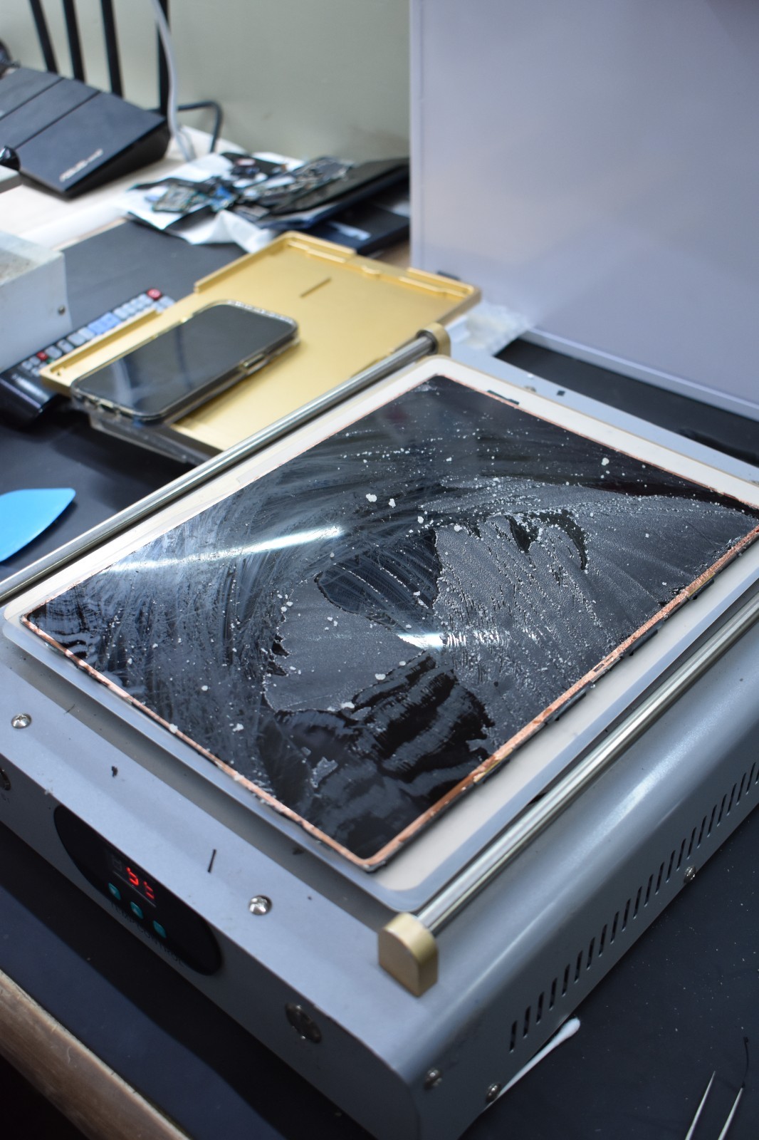 iPad 9/iPad 10 Mail-in Front Glass Screen Replacement Service | HTX Micro