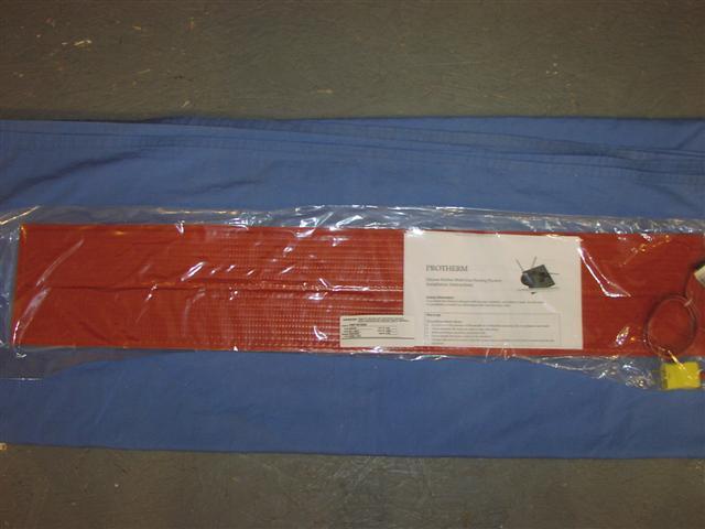 Blues Creek Guitars  6 by 34 inch guitar heat blanket for  guitar side bending