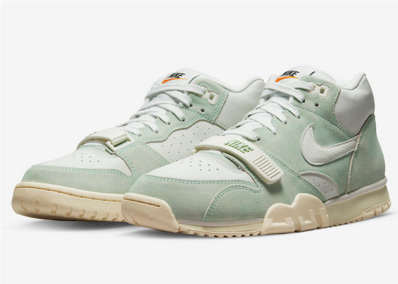 Nike Air Trainer 1 Enamel Green Sail 35th Anniversary
