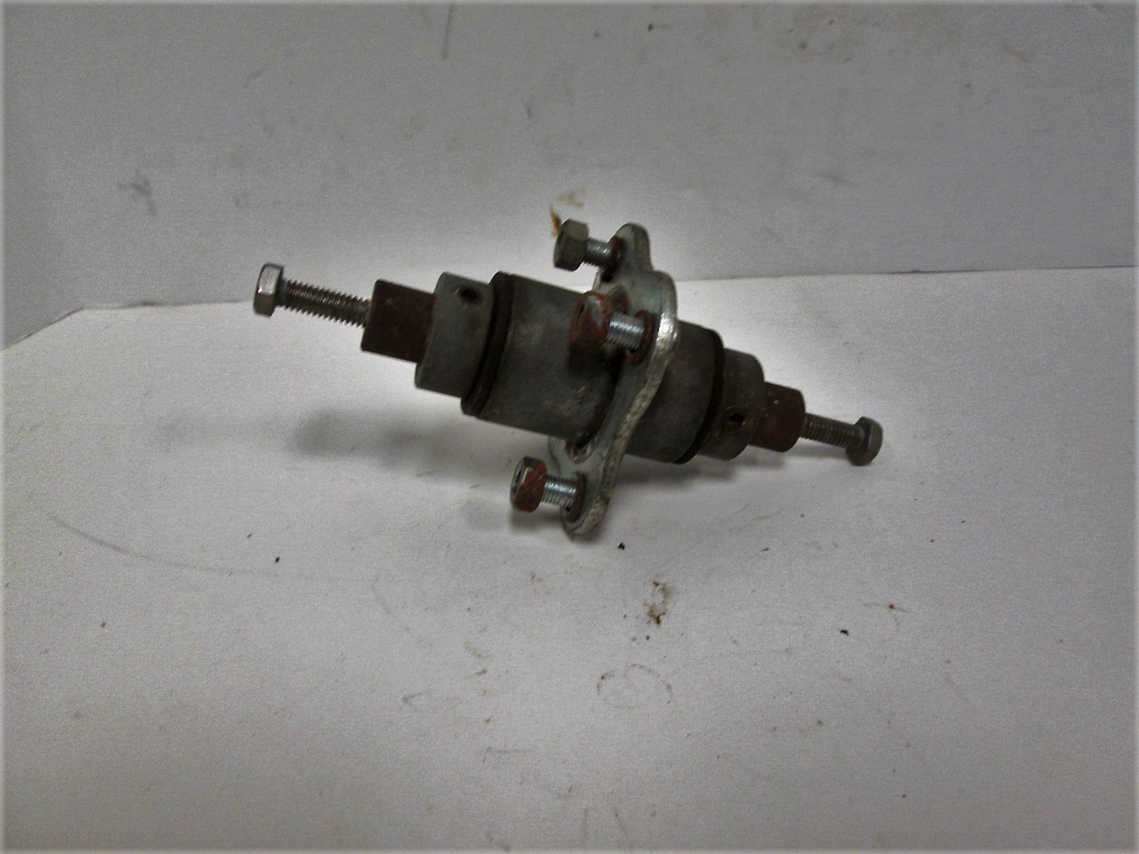 Mobility Scooter Front Spindle Hub #2385