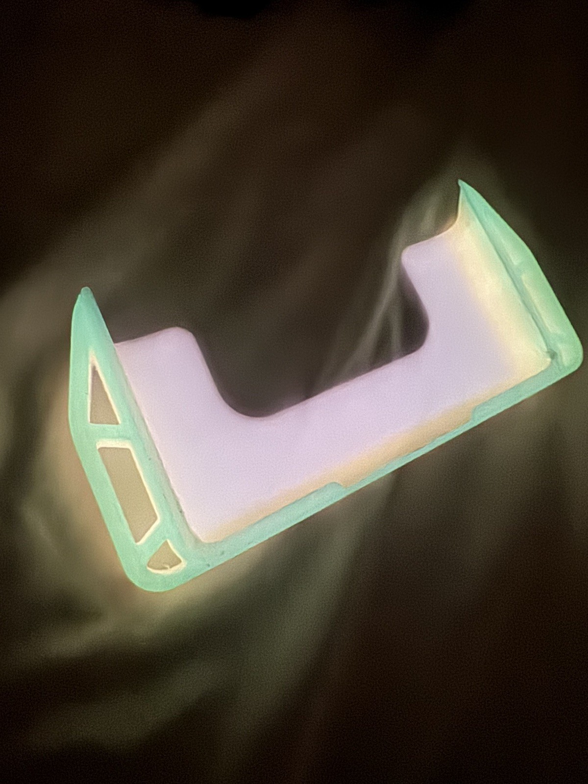AYN Thor Grip Glow In The Dark.