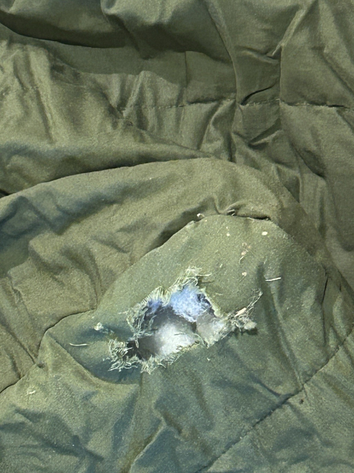 Vintage US ARMY Intermediate Cold Sleeping Bag Mummy Style - USED - Hole