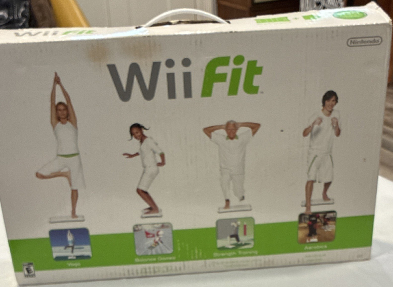 Nintendo Wii Fit Balance Board + Game Bundle Bluetooth NTSC-U/C RVL-RF-ABUSZ
