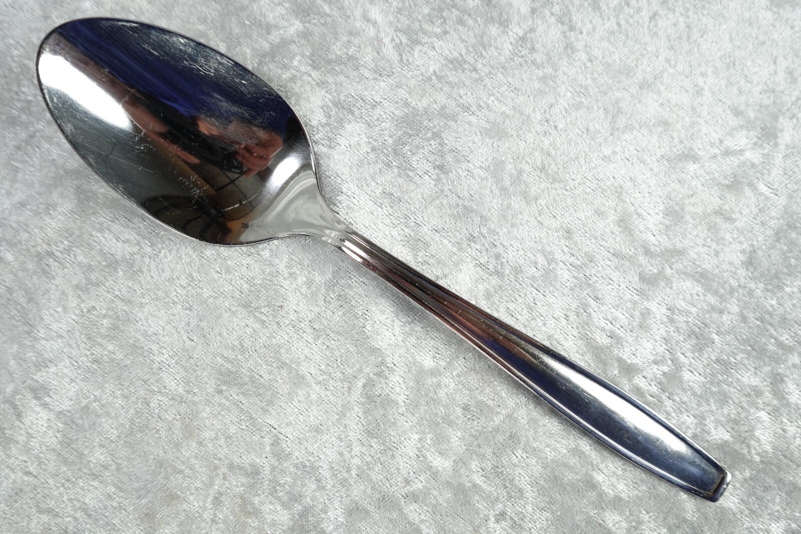 40 Pieces Vallarta Pattern Stainless Steel Flatware By Oneidacraft