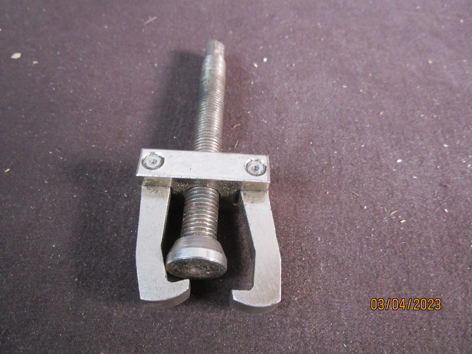 2 Jaw Mini Automotive Gear Puller 3-1/2"