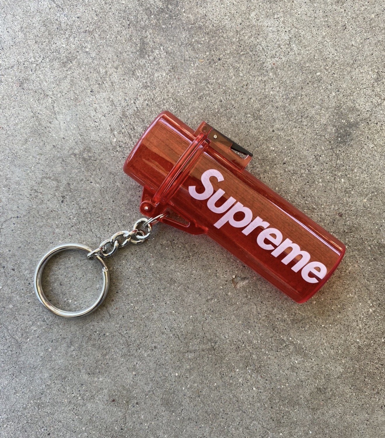 SUPREME  Waterproof Lighter Case Keychain Red SS20 New FREE SHIPPING
