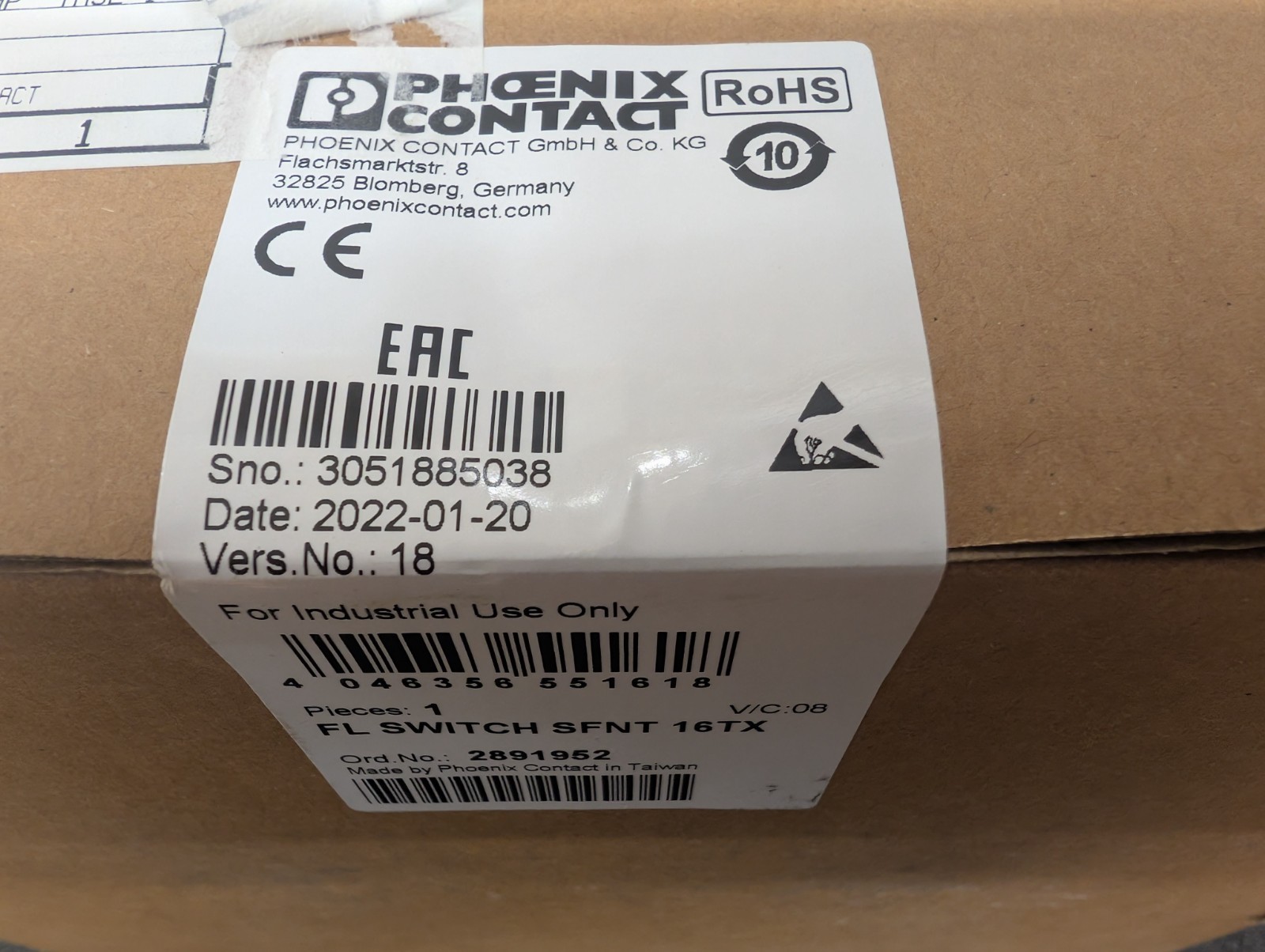 New, Phoenix Contact, 2891952, Managed Ethernet Switches FL SWITCH SFNT 16TX