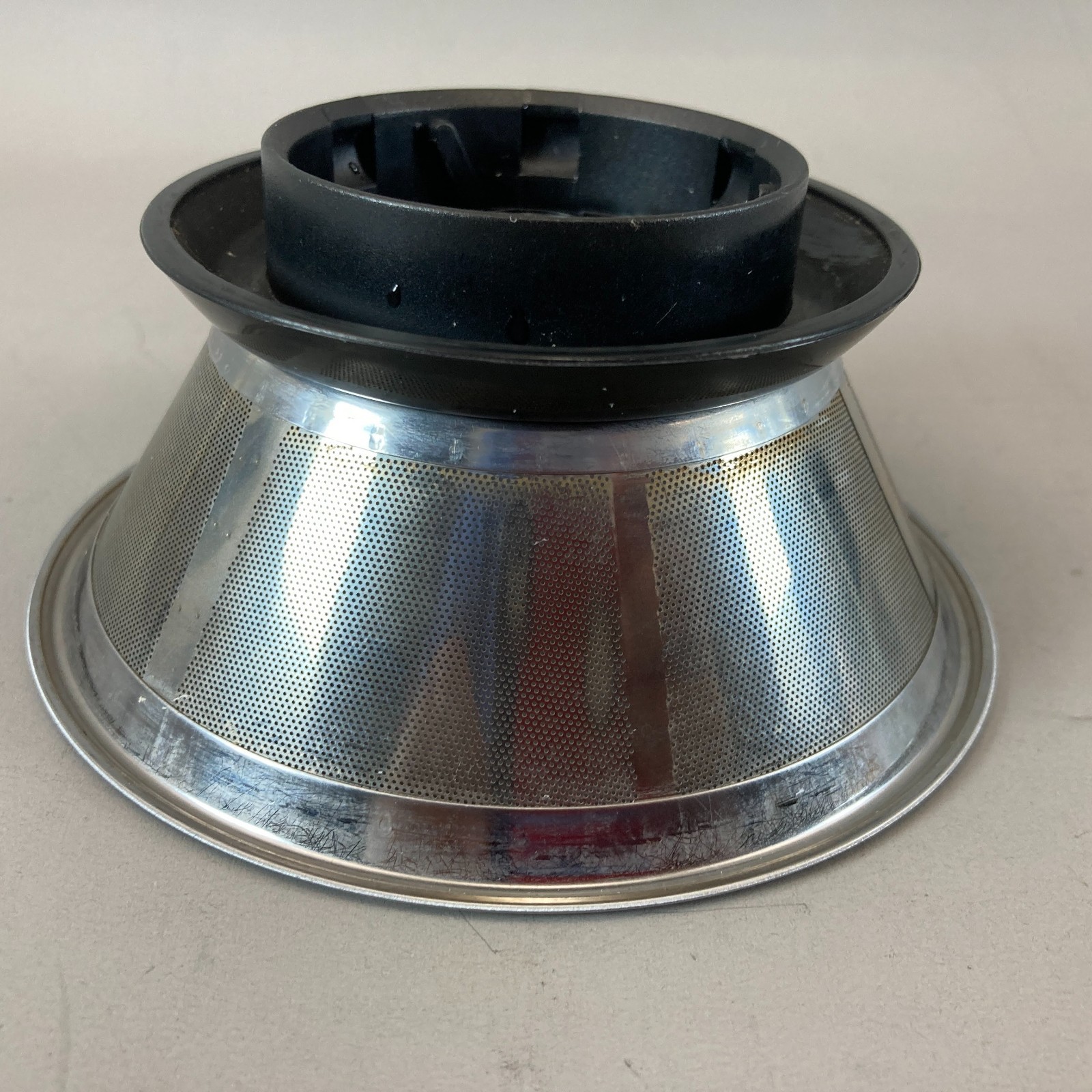 Black & Decker JE2400 Juicer Replacement Strainer Basket Filter Blade Assembly
