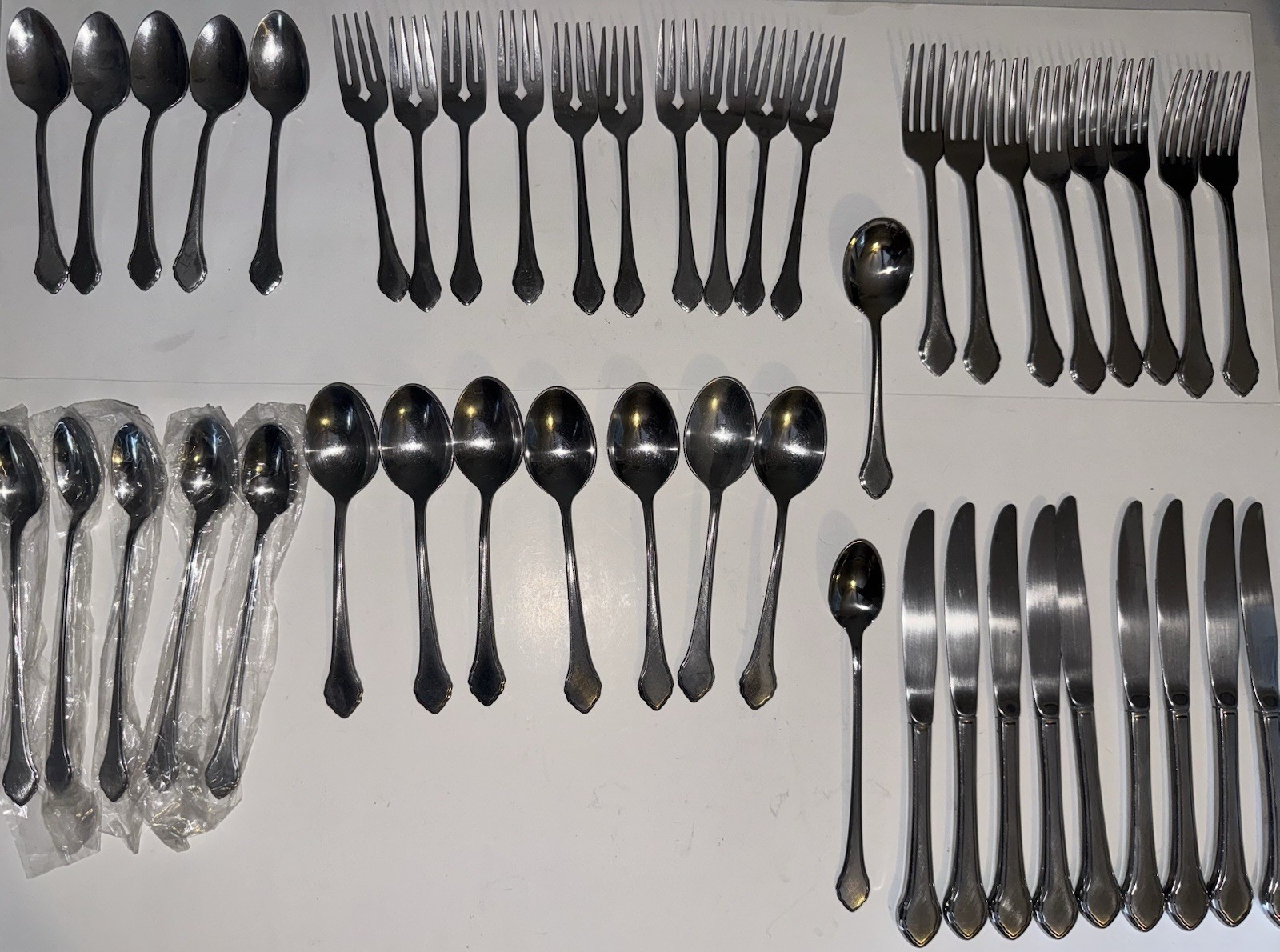 ONEIDA SUMMER MIST WM A ROGERS AUTUMN GLOW DELUXE LTD STAINLESS FLATWARE CHOICE
