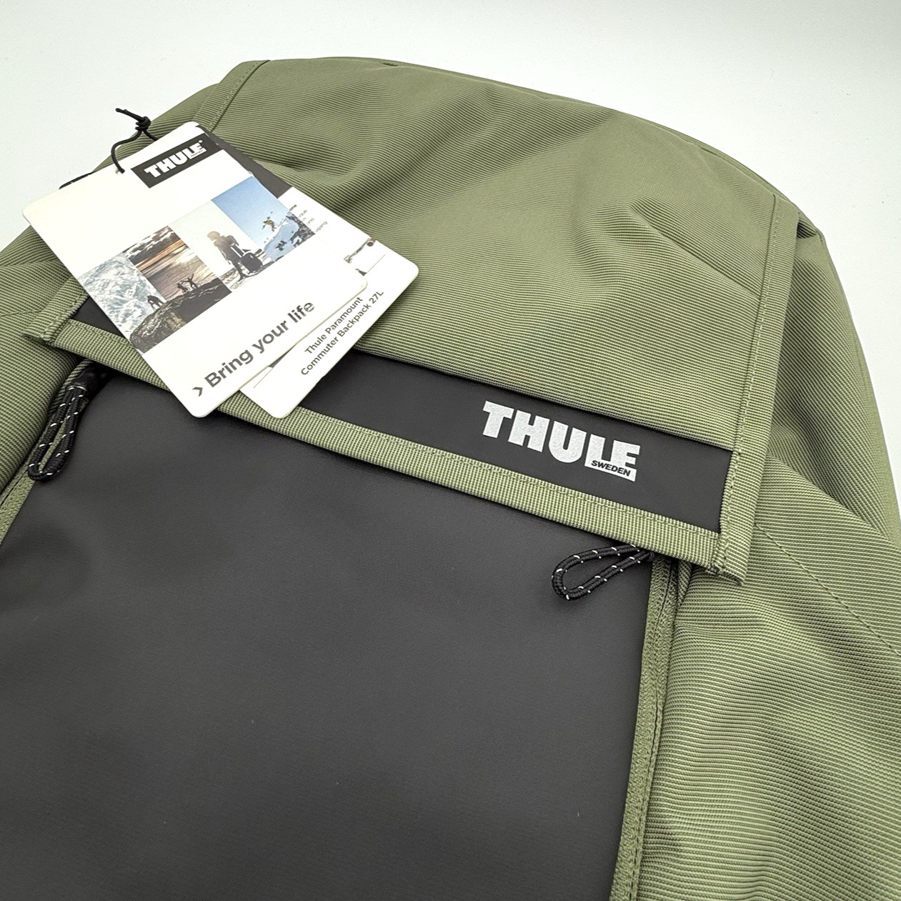 Thule Paramount Commuter Backpack 27L Olivine w Reflective Rain Cover