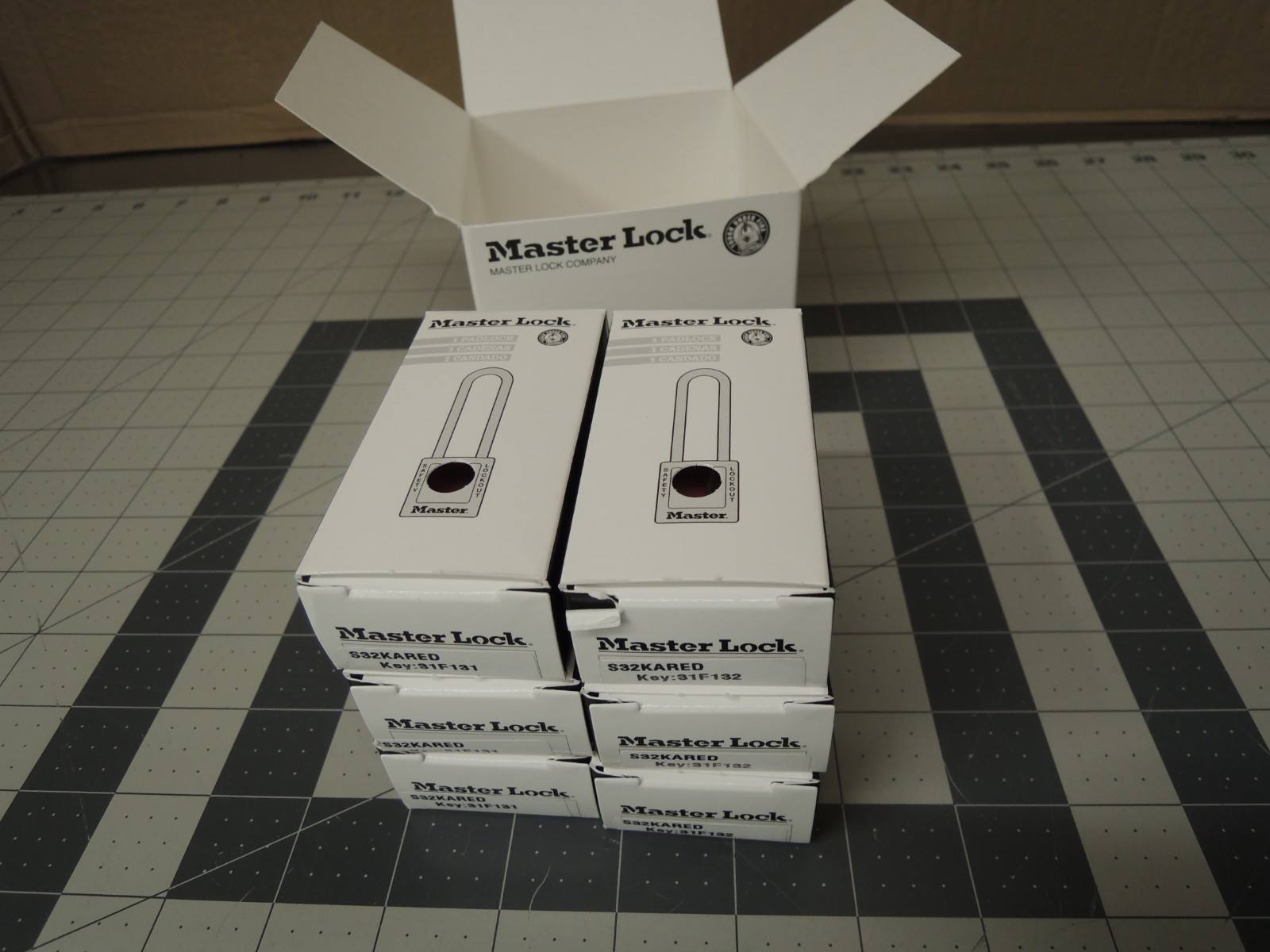 (6) Master Lock S32KARED (Sets of 3 Keyed Alike) Lock-Out Tag-Out LOTO Padlocks