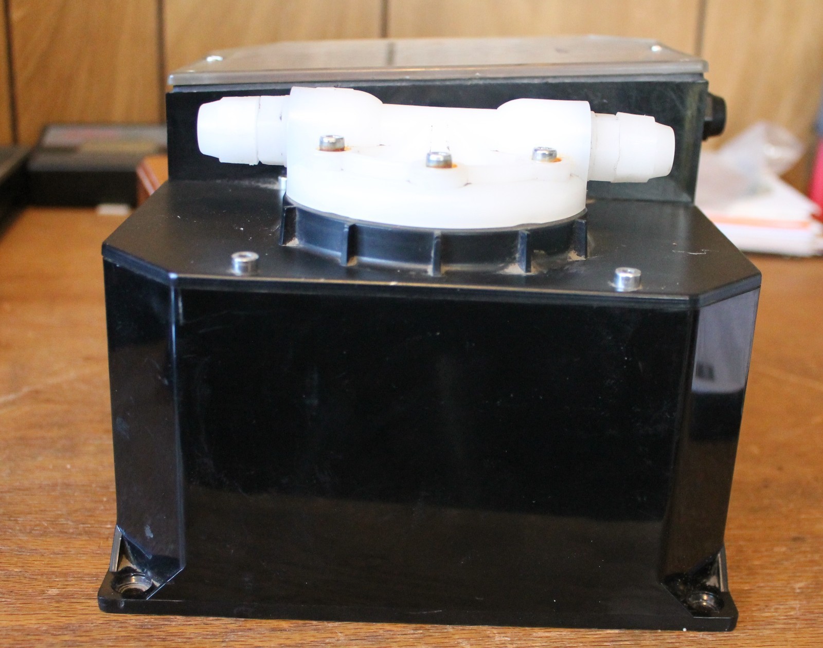 Black Stone BL7916 pH Controller and Pump