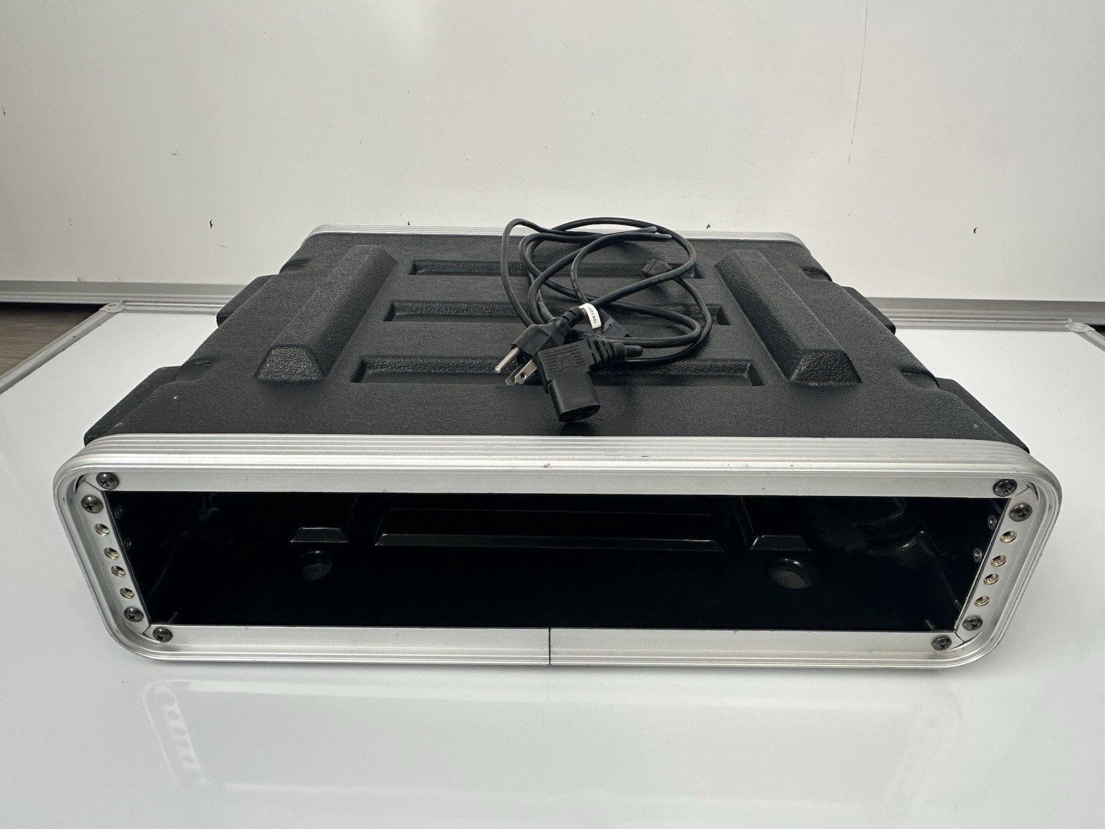 Apogee Ensemble FireWire Audio Interface w/ CNB Rack Case Tested