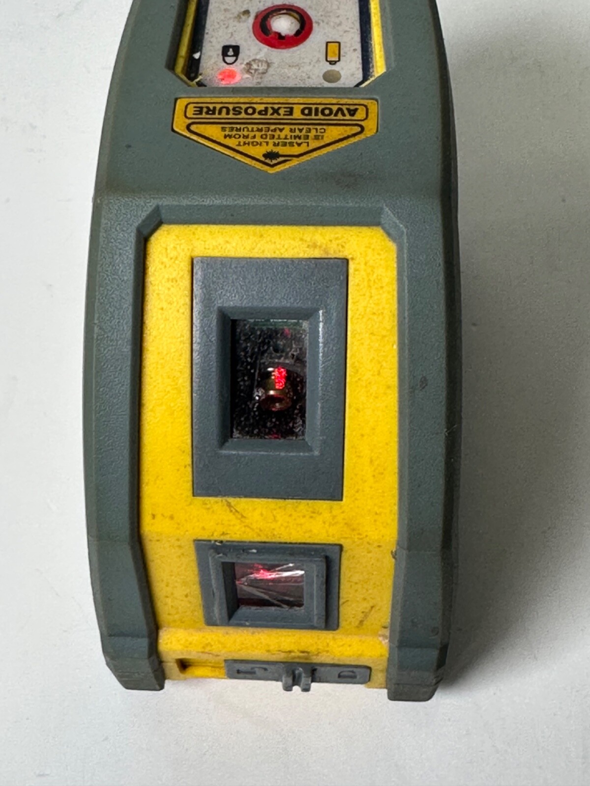 LP30 Spectra Precision Red 3-Beam Laser pointer (please read)