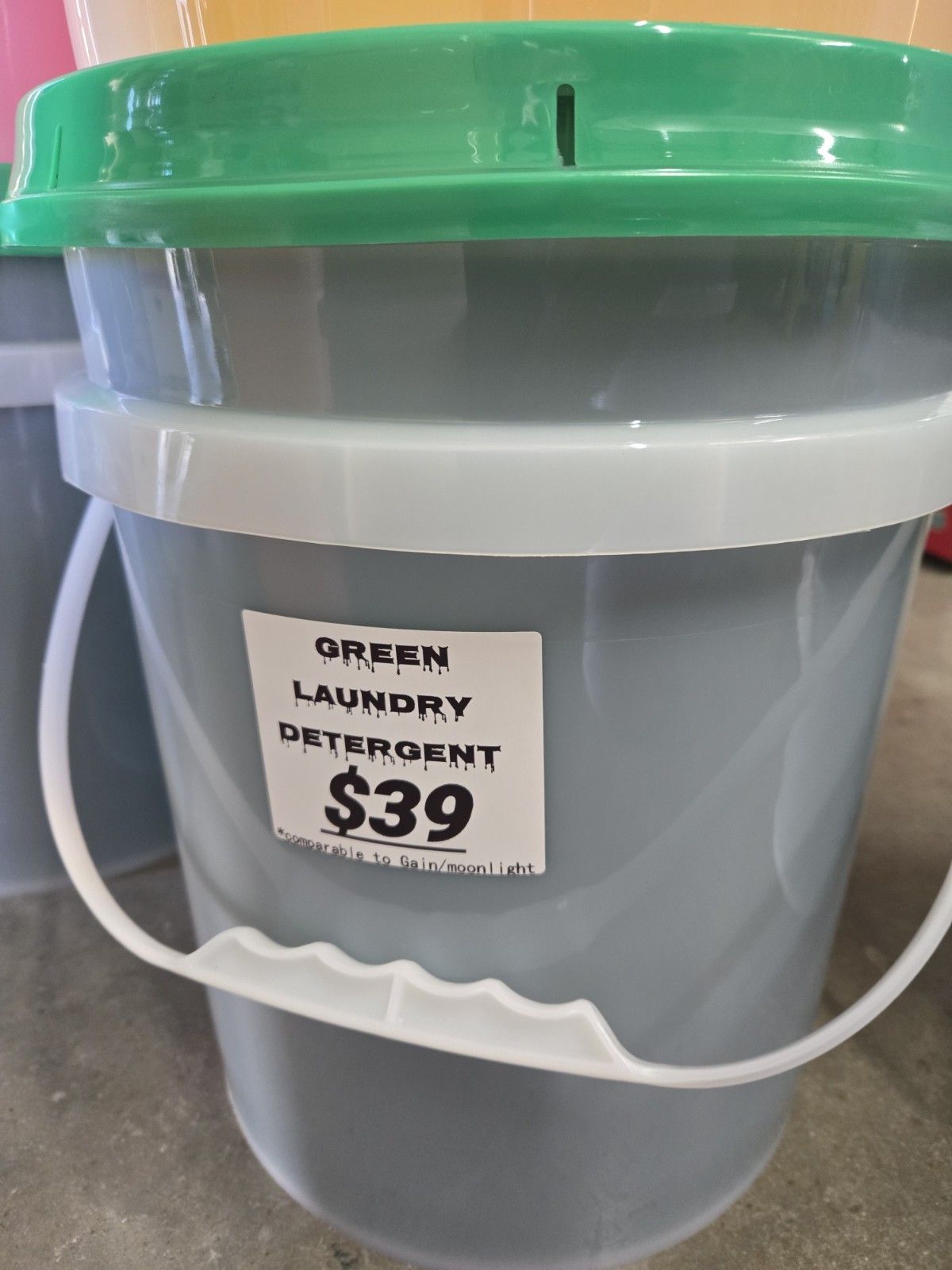 Laundry Detergent/ Mixed With Softner 5 gallon bucket