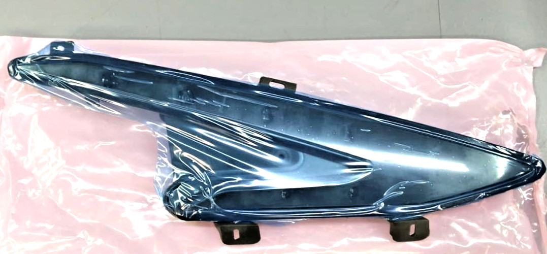 Global Tech Light Taxi & Landing, Right Hand Fits LSA ICON A5 PN ICA014417   NIB