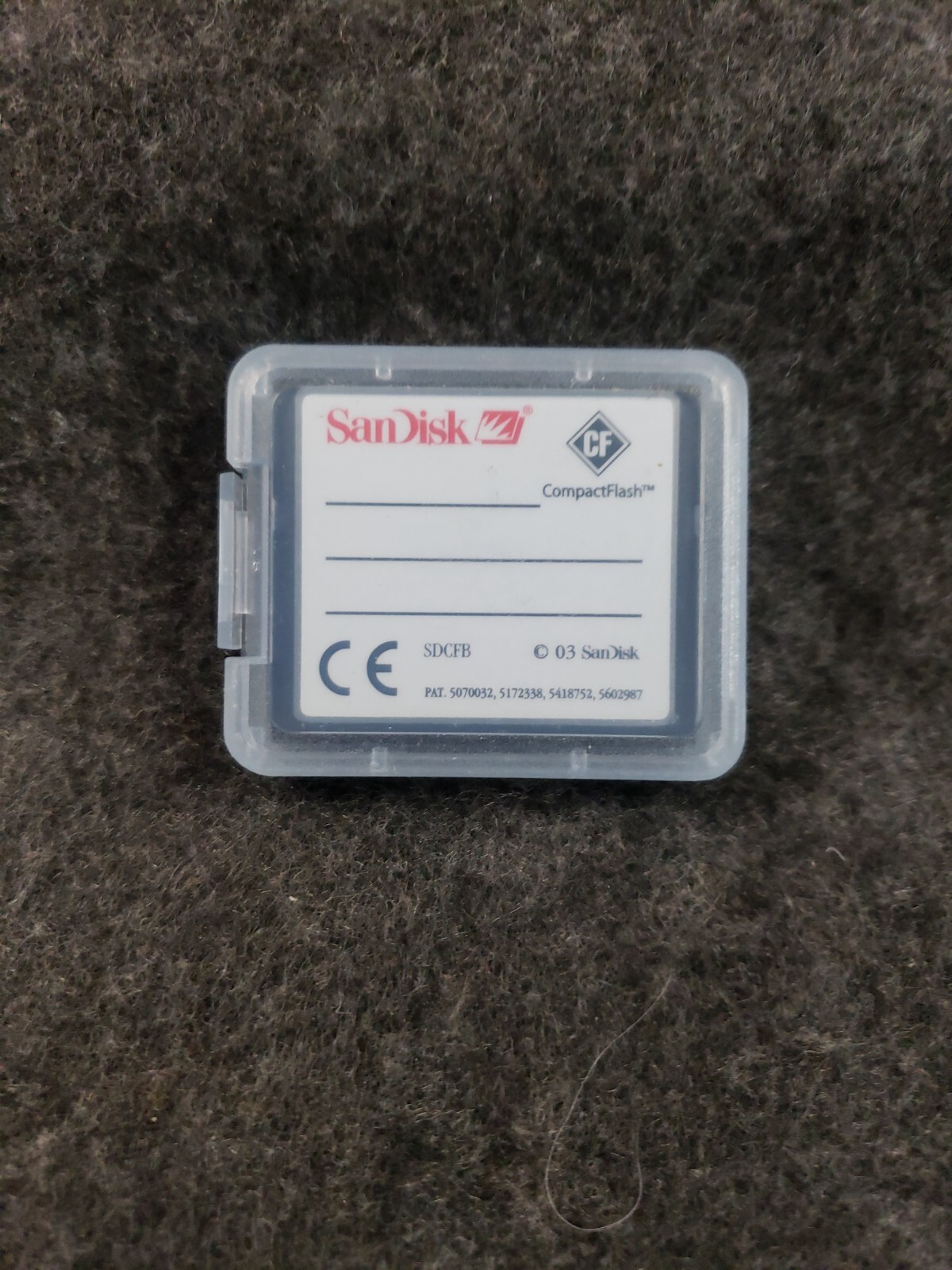 2GB SanDisk CompactFlash Memory Card 2G CF Card SDCFB-2048Genuine w/case ..(SB3)