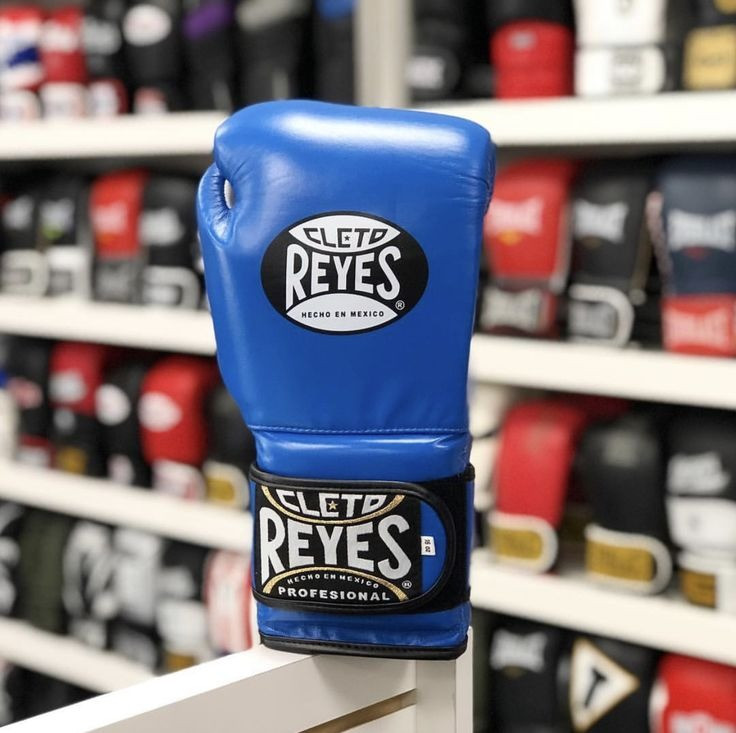 NEW Cleto Reyes  blue Professional Training Boxing Gloves Leather Sparring