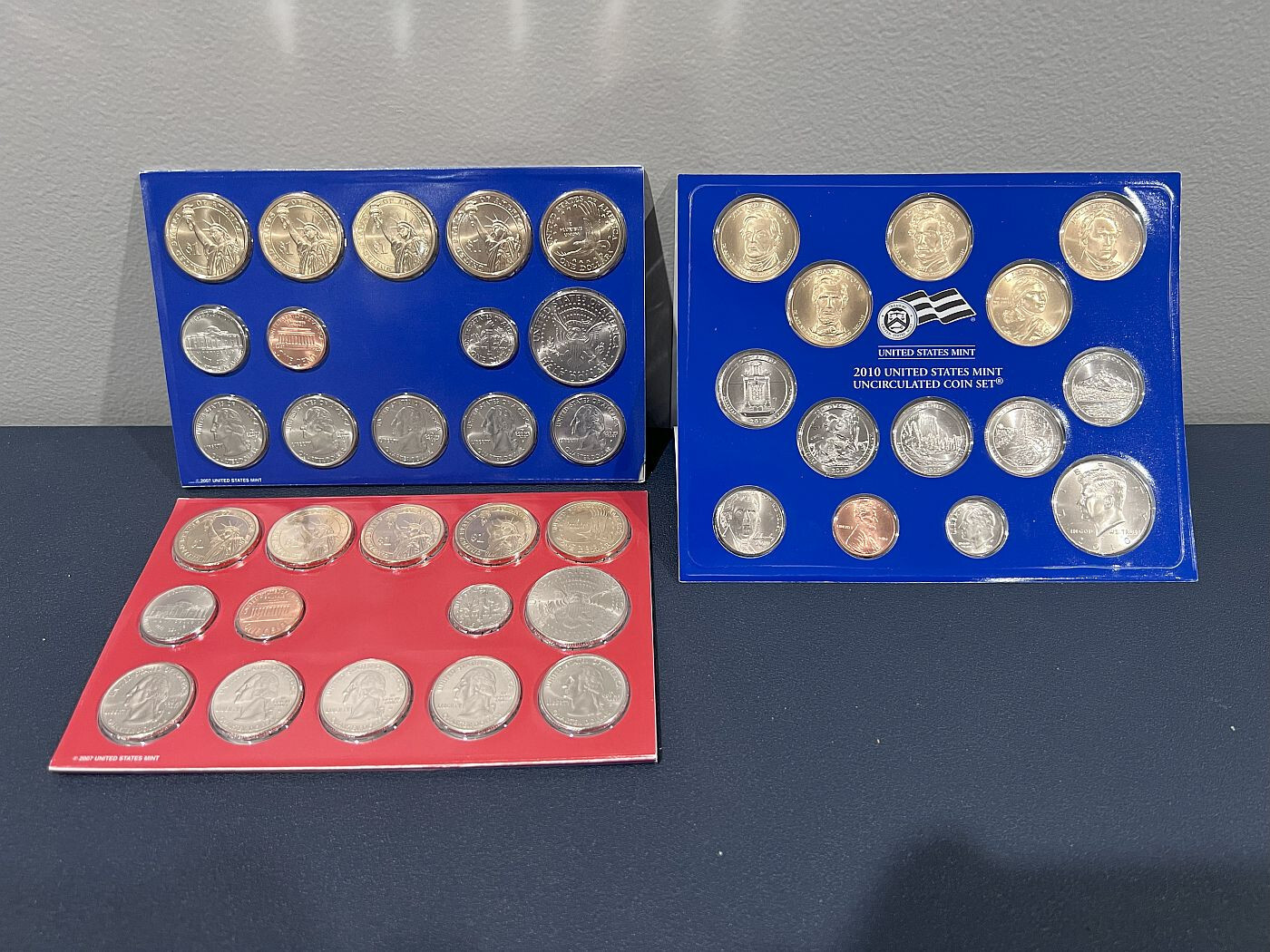 Lot of 3 United States Mint Uncirculated Coin Sets, 2007 P & D, 2010 P $20.73