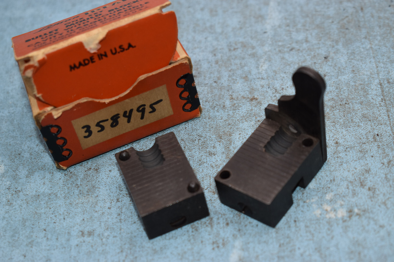Lyman ideal 358495 .38 special wadcutter used 1 cavity w/ box
