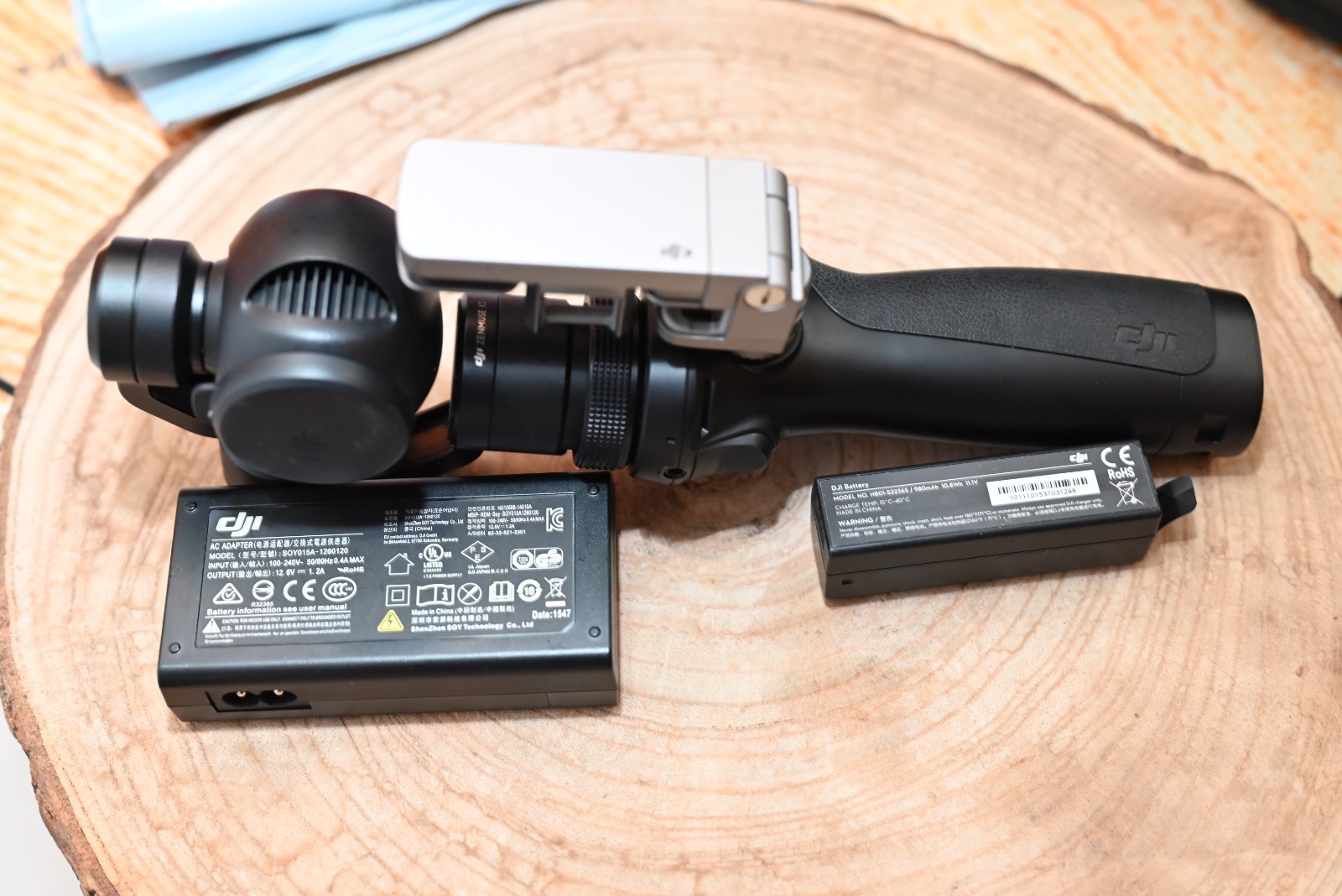 DJI OSMO HANDHELD FULLY STABILIZED 4K 12MP CAMERA