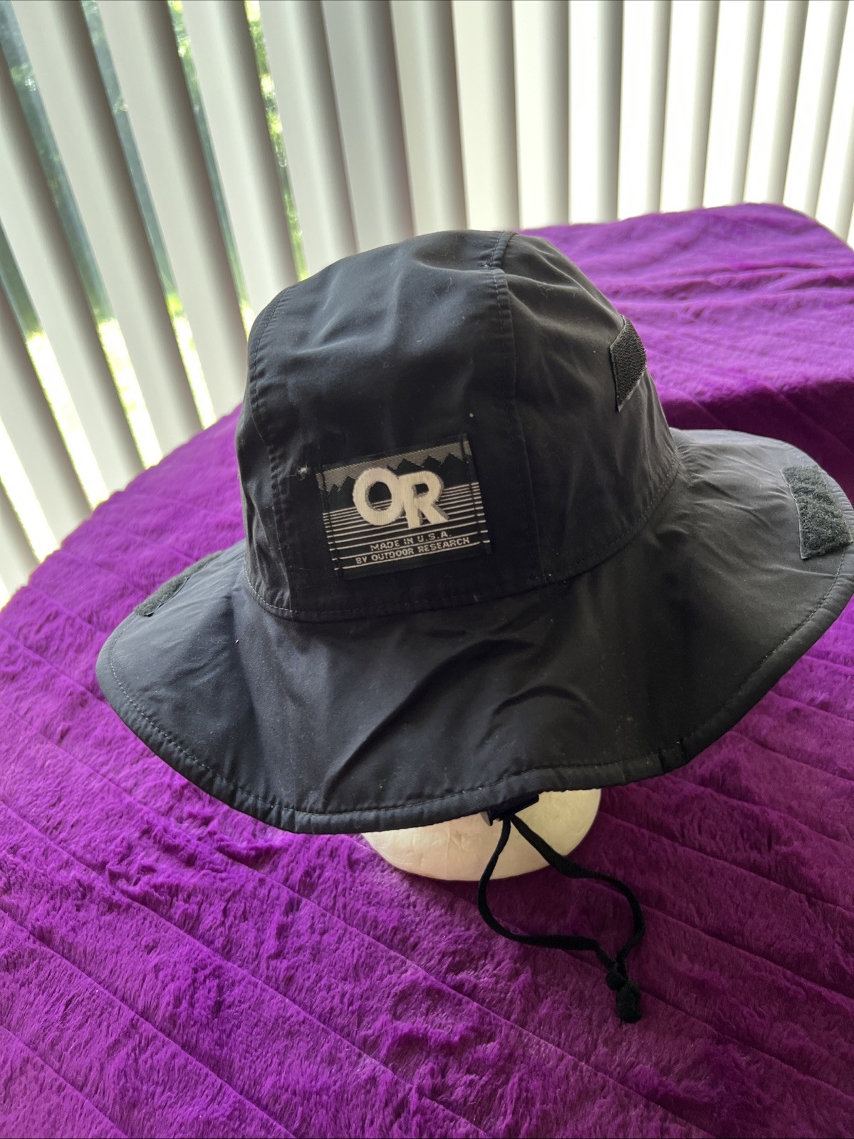 OR Waterproof Gore-tex Hat Size M, Black, Lined, Chin Strap, 3 inch Brim￼￼