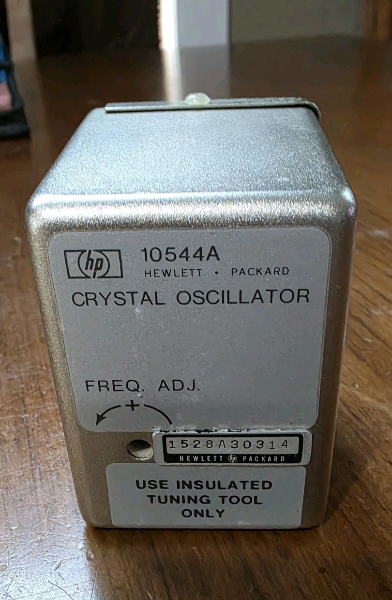 HP 10544A CRYSTAL OSCILLATOR 10 MHz