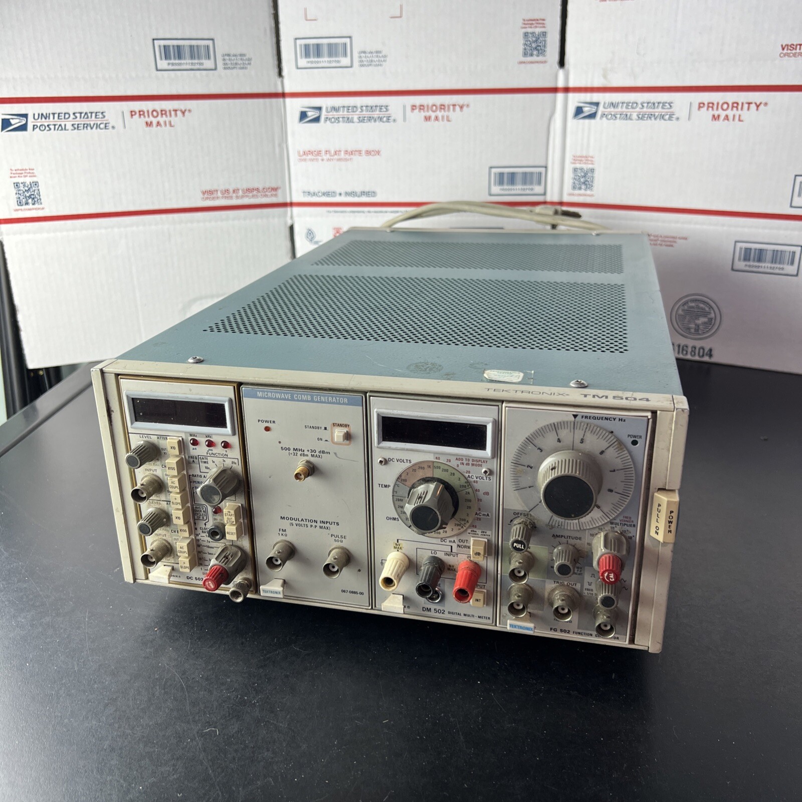 Parts/Repair TEKTRONIX TM 504 Power Module w/ DC 503 DM 502 FG502 067-0885-00