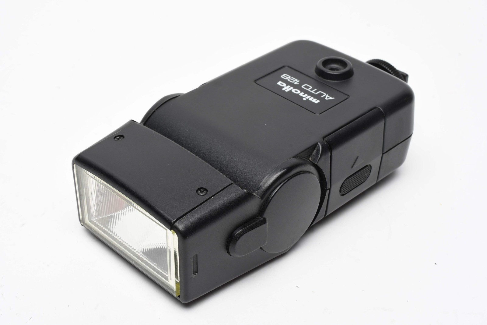 Minolta Auto 128 electronic flash, nice & clean, tested, w/Case+Manual+Diffuser