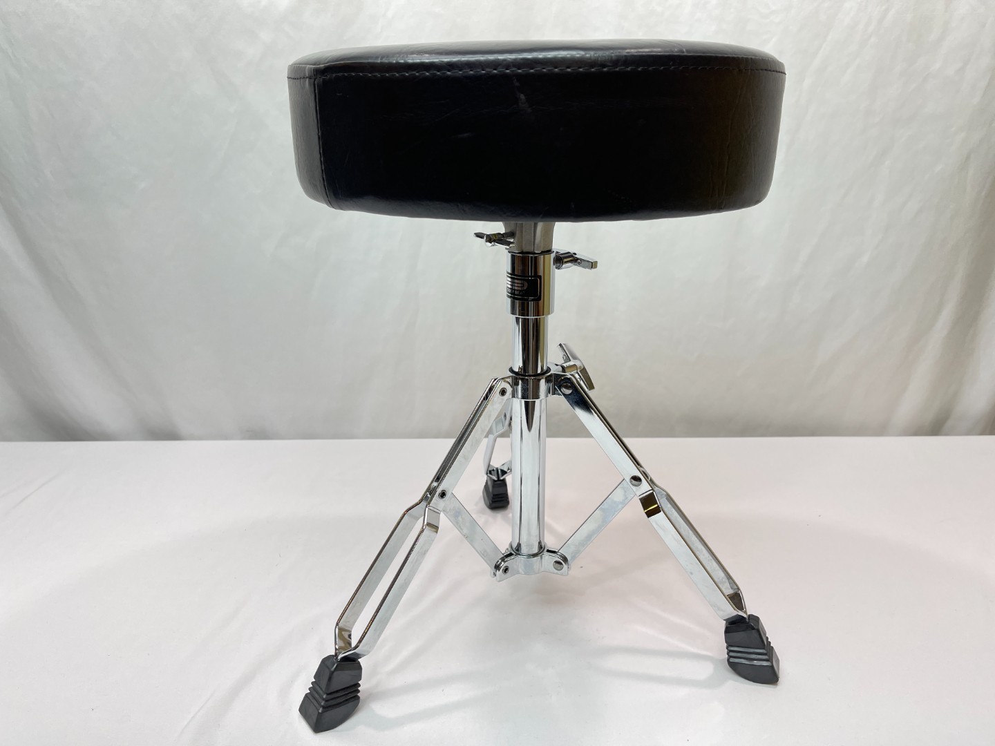 V-Drum Percussion Throne Chair Seat Stool - NICE !