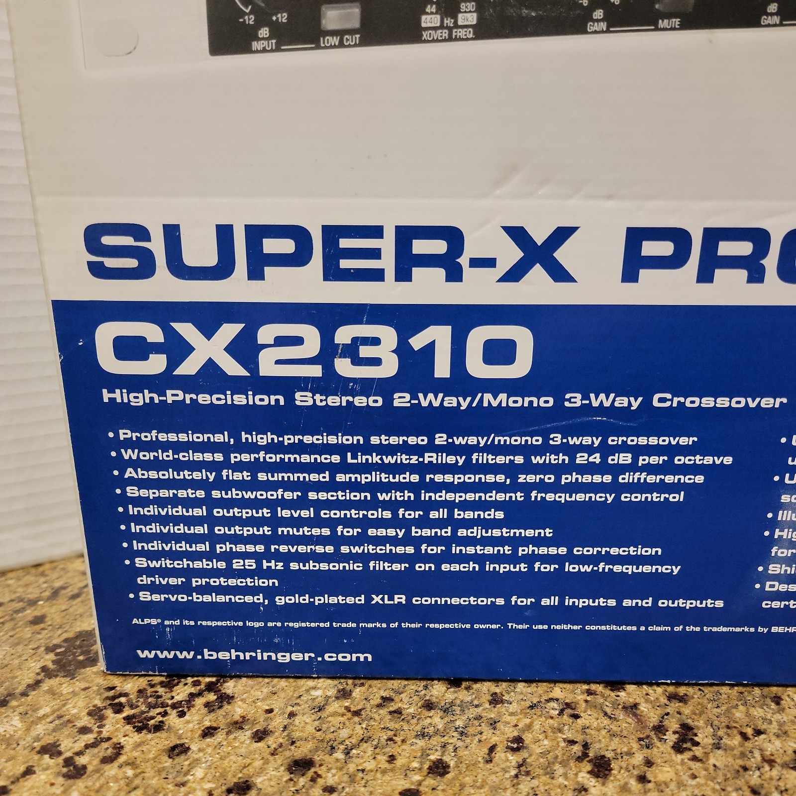 Behringer Super-X Pro Crossover Stereo 2-Way/Mono 3-Way with Sub Output CX2310