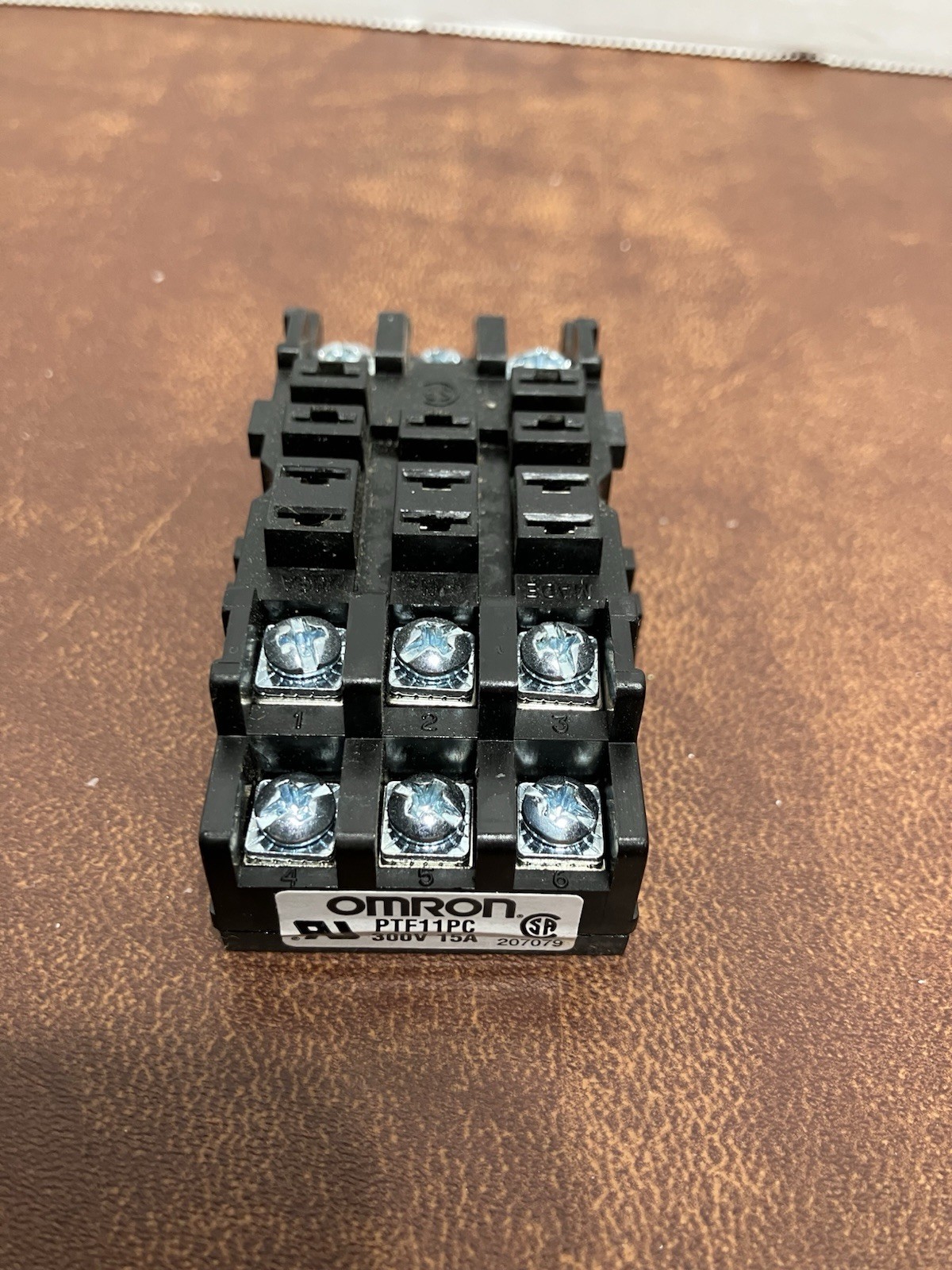 Omron PTF11PC Relay Socket Base 11-Pin 15A 300V for LY3 Series - DIN Rail Mount