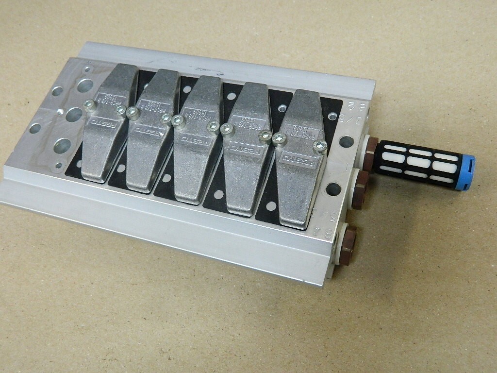 Festo Manifold PRS-1/8-6BB Connector Block