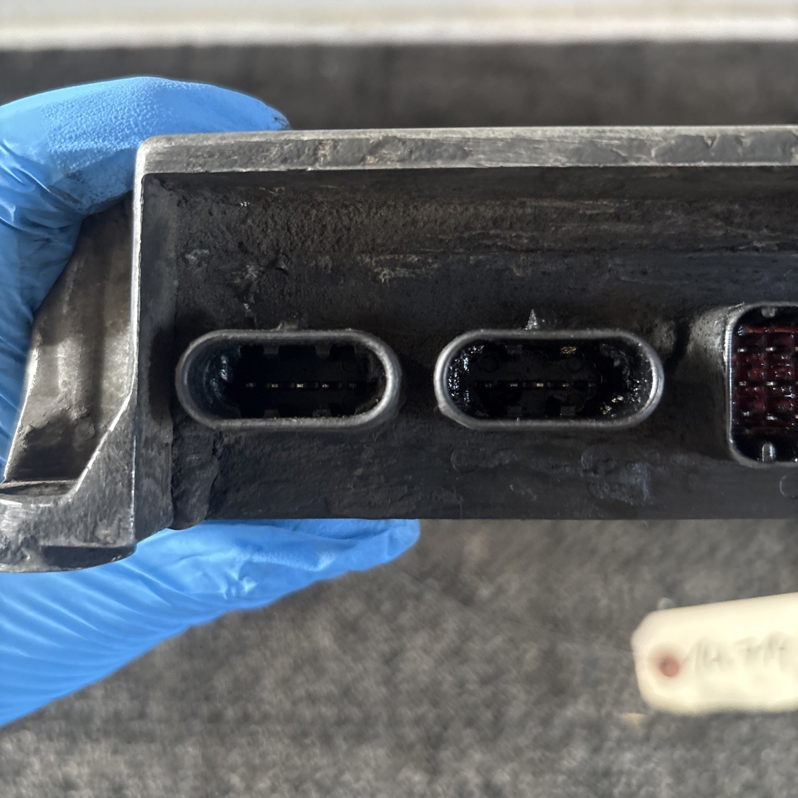 DETROIT DDEC III ENGINE CONTROL MODULE P23548553