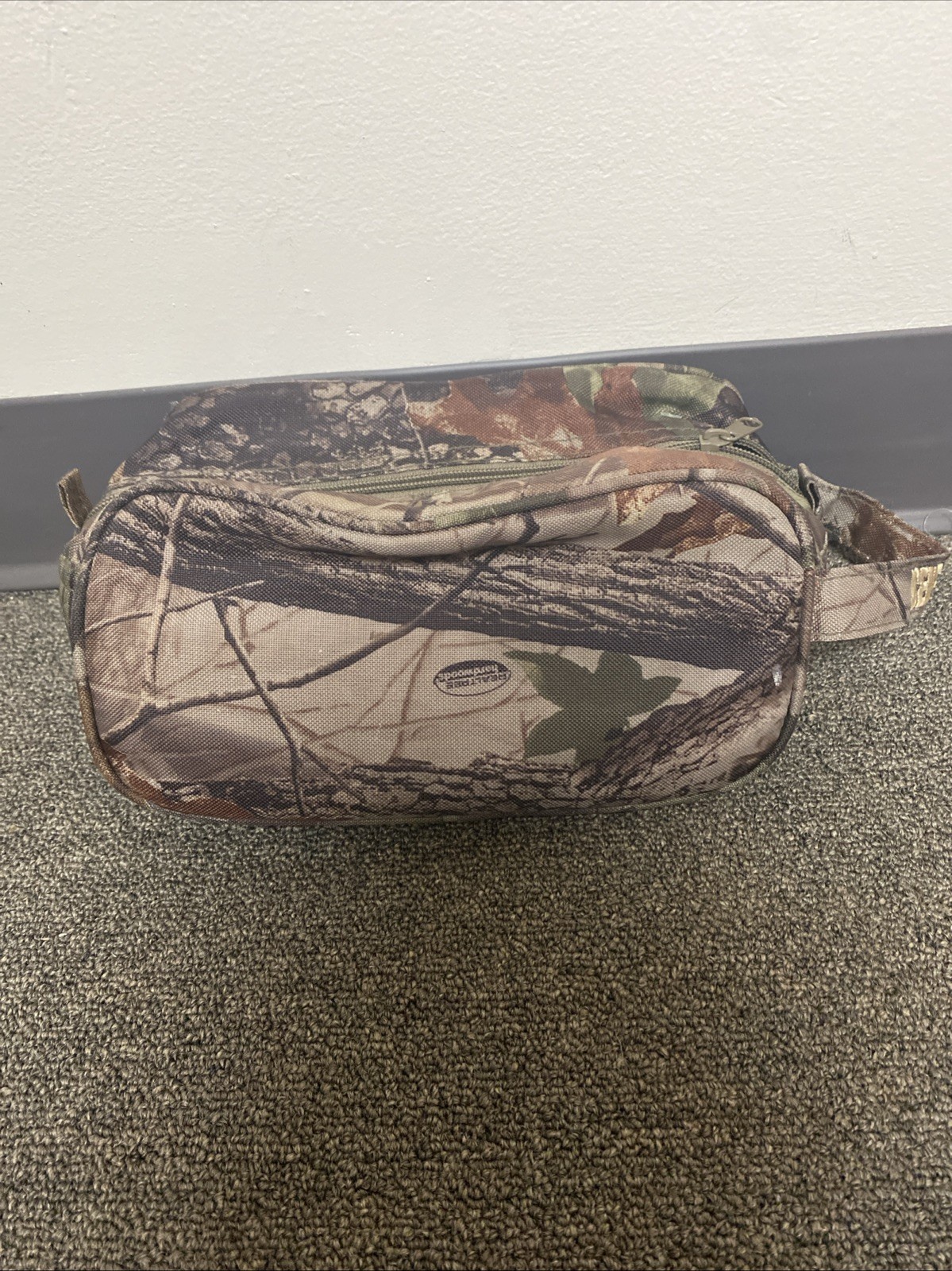 Realtree Hardwoods Scent-A-Way Bag Mens Brown Camo Travel Pouch Hunting