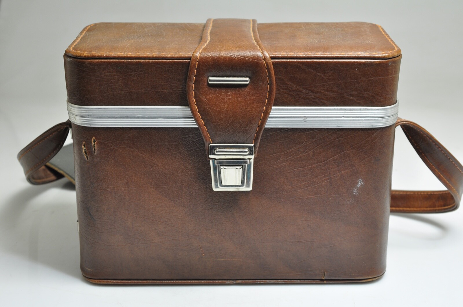 Vintage Camera Case, Vinyl case Shoulder strap- GC for age