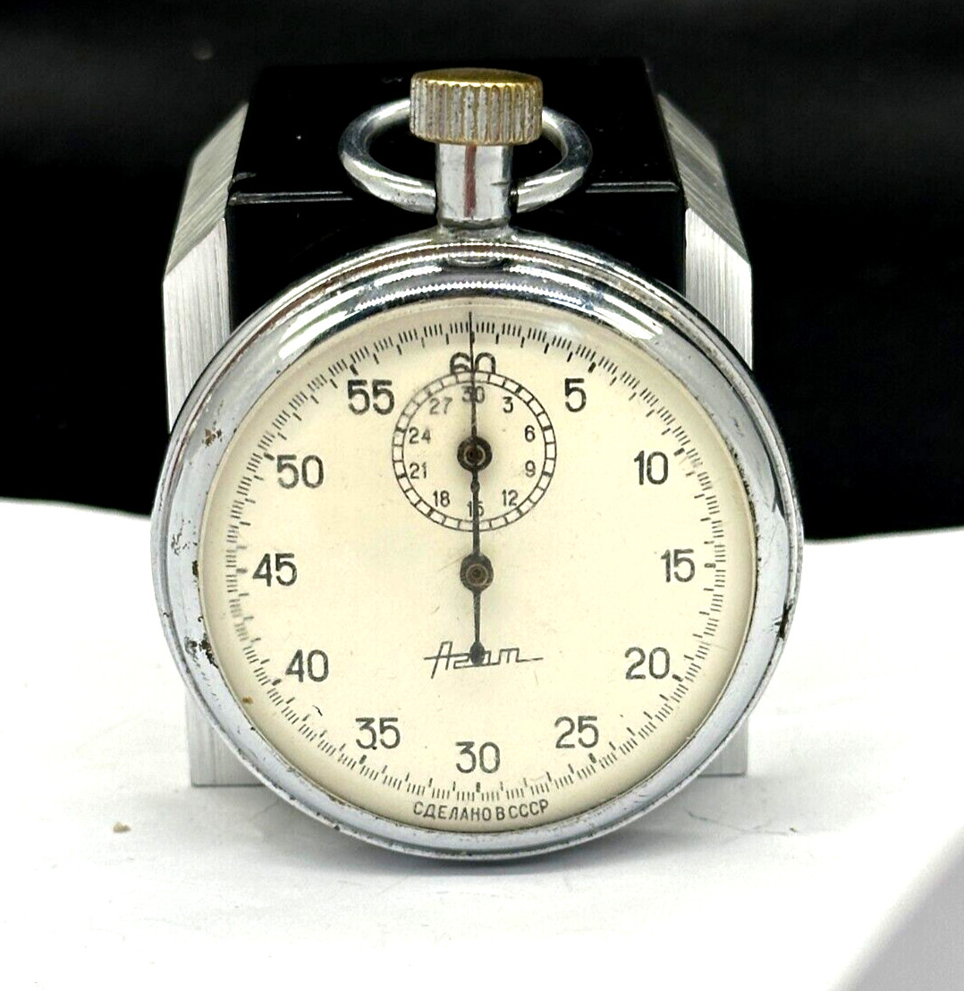 AGAT 4282 mechanical sport stopwatch pocket chronometer 15 Jewels 1980s Zlatoust